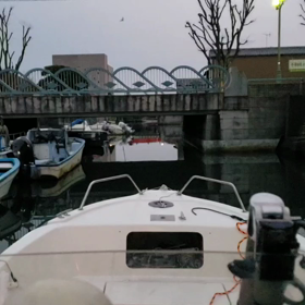 船溜まりに続く水路。の画像