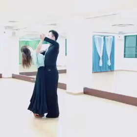 例えばこんな終わり方で《Waltz》の画像