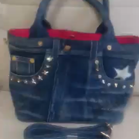 デニムリメイクバッグ風スタッズバッグ・Sサイズ・ネイビーの画像