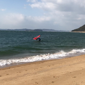 背中を意識の画像