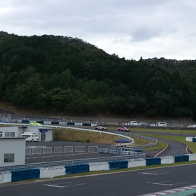 最終コーナーの画像