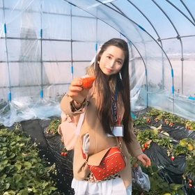 イチゴ狩り動画パート2︎！(^ ^)の画像