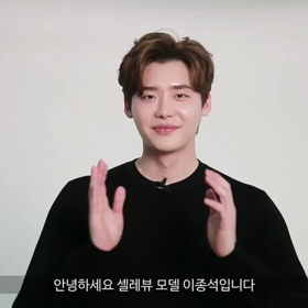 セレビュー動画の画像