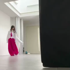 飛んだり回ったりの画像