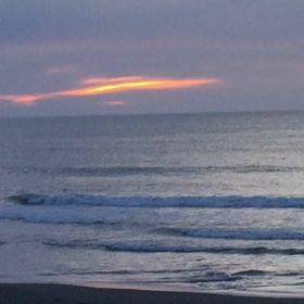 7月4日千葉北、東浪見の朝の波の画像