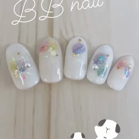 サマーホワイトネイルの画像