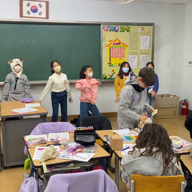 韓国サッカー短期留学授業休憩時間の風景の画像
