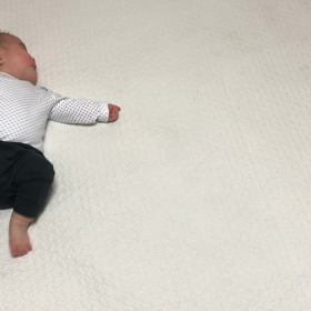 4m19d 寝返り＆寝返り返りの画像