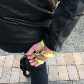 股くぐり...の画像