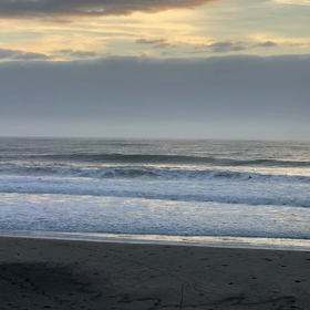 9月16日千葉北、東浪見の朝の波の画像