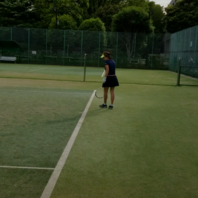 有栖川公園でテニス。の画像