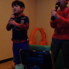 カラオケに…『ひだまり』の画像