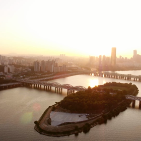 ハンガン(漢江)にかかる橋の画像