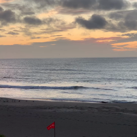 7月27日千葉北、東浪見の朝の波の画像
