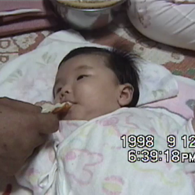 さえりんの❤️た❗タ❗食べ  てる❗何食べてるの❓食いしん坊のさえりんだ❗の画像