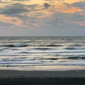 3月5日千葉北、東浪見の朝の波の画像