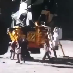 月面着陸　thedailyrabbitの画像