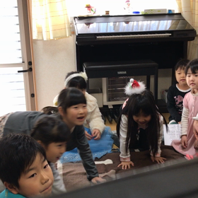 ニコニコの歌声の画像