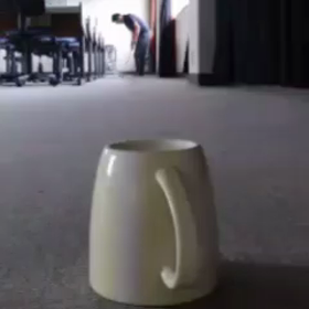 10mパッティングとつま先上がりのアプローチの画像