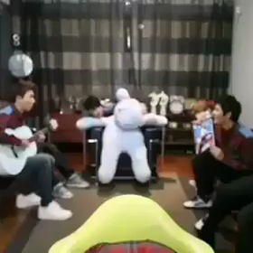 ZEAのヒョンシクの画像