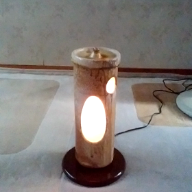 陶の灯りの画像