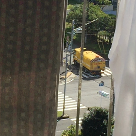 頻繁に来るようになった道路清掃車の画像