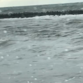 今日のオイラの横乗り動画、、グデグデ波乗りの画像