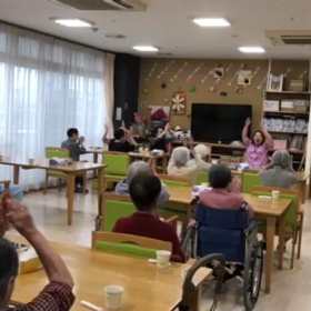 楽しく体操の画像