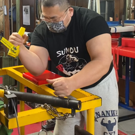 下咬みのトレーニングの画像