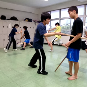 殺陣つけ中の画像