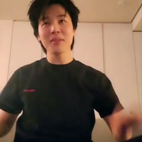 ジミンがsugaの誕生日祝ってたよ☺︎の画像