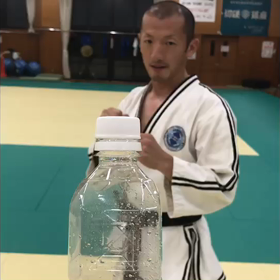 ボトルキャップチャレンジの画像