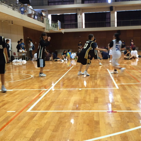 女子バスケットボール部の試合の画像