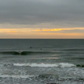 12月14日千葉北、東浪見の朝の波の画像