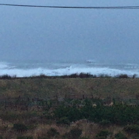 3月22日千葉北、東浪見の朝の波の画像