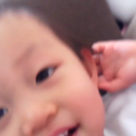 φ2歳0ヶ月の娘に 英語を復唱させたら、すんなり言えた上に 妙に発音が良かったの画像