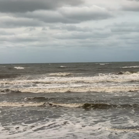 10月16日千葉北、東浪見の朝の波の画像