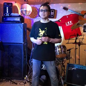 夜空を仰いでの画像