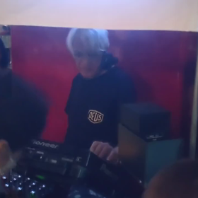 #JonSaTrinxa_Japan_Tour in DEUS浅草 @JonSaTrinxaの画像