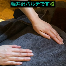 肩甲骨揉みほぐして肩こり解消しませんか？の画像