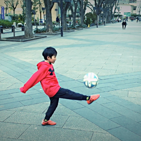 馬事公苑でのリフティング練習の画像