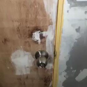 ドアの鍵はこれくらいの画像