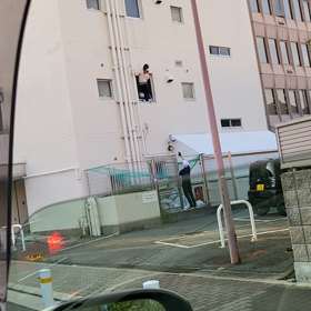 飛び降りを目撃の画像