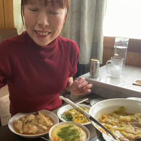 今日は超簡単❗キャベツと豚バラとネギの味噌バター鍋作りましたの画像