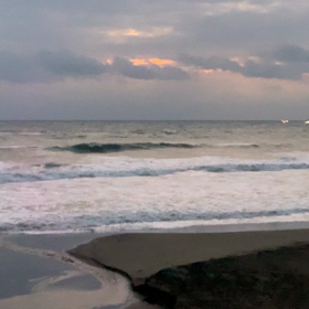 1月20日千葉北、東浪見の朝の波の画像