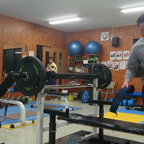 週末真夜中のトレーニングの画像