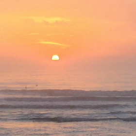 5月25日千葉北、東浪見の朝の波の画像