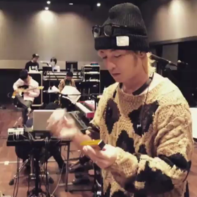 つるの動画の画像