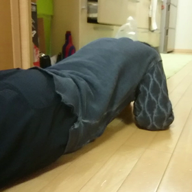 芋虫の私と次男。の画像