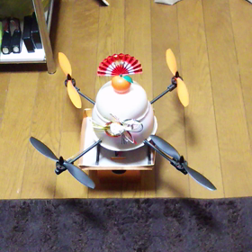 飛ぶ鏡餅の画像